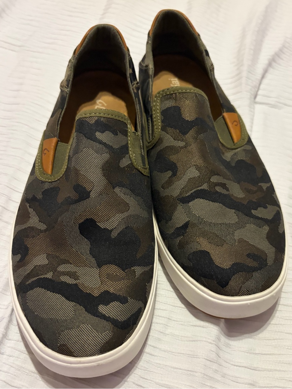 Olukai Slip-On Men’s Camouflage Canvas Sneakers - Olive/Black - Hardly Worn